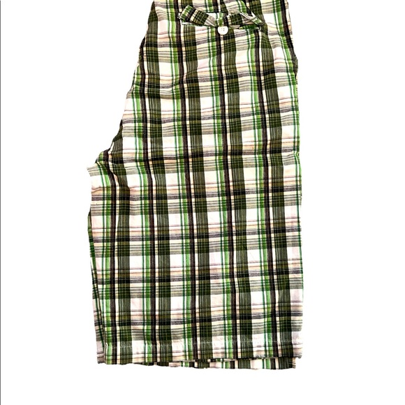 Air Jordan size XL shirt & Gecko(34) + APT 9 shorts (36) - Picture 4 of 6